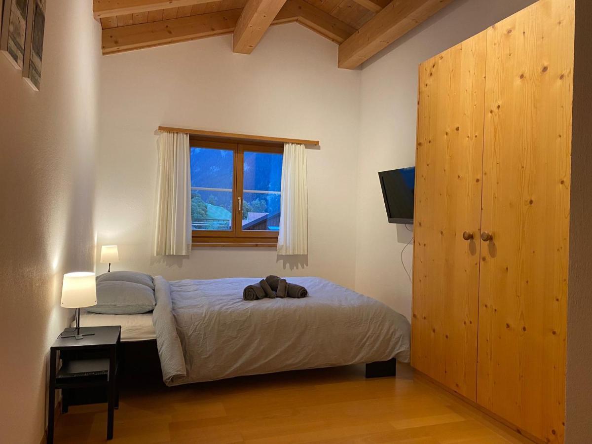 Attic In The Alps Apartment Luzein Bagian luar foto